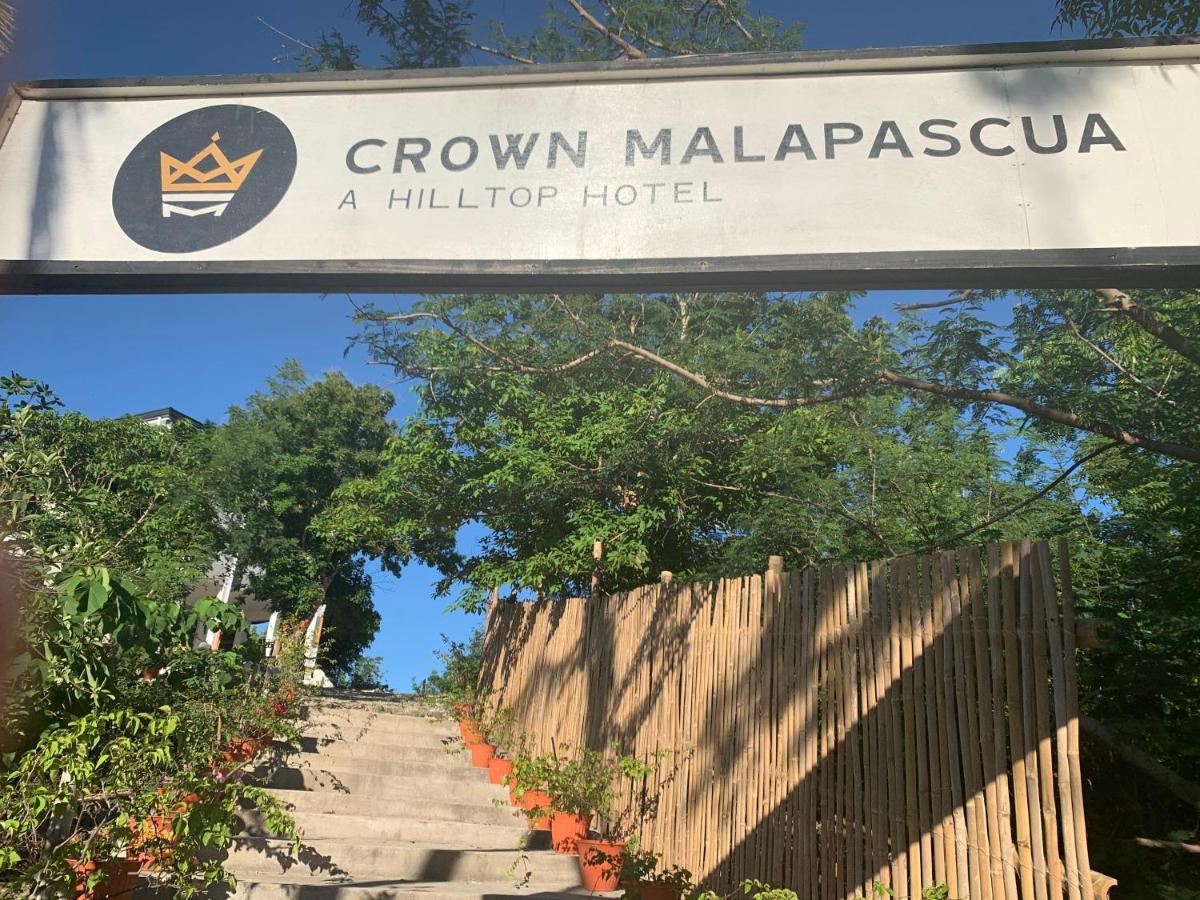 Crown Malapascua 호텔 외부 사진